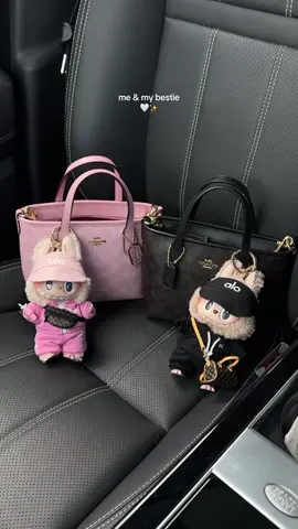Outfits from @_couturecollection  where to purchase in my beacons!! #labubu #popmart #labubuthemonsters #alo #aloyoga #labubuclothes #labubusweatsuit #labubumacarons #coach #coachminicitytote #powderpink #coachbag #pink #pinkaesthetic 