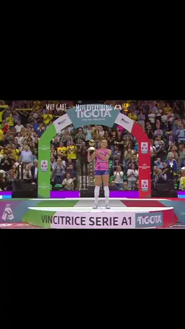 MVP ของลีกอิตปีนี้ได้ลูกสาวแม่ กาบี้ นี่เชียร์สุดใจ น้ำตาจะไหล 🥹🥹🫶🏻 Let’s go for Champions League #imocovolley #imoco #conegliano #gabiguimaraes10 #gabiguimaraes #กาบี้ 