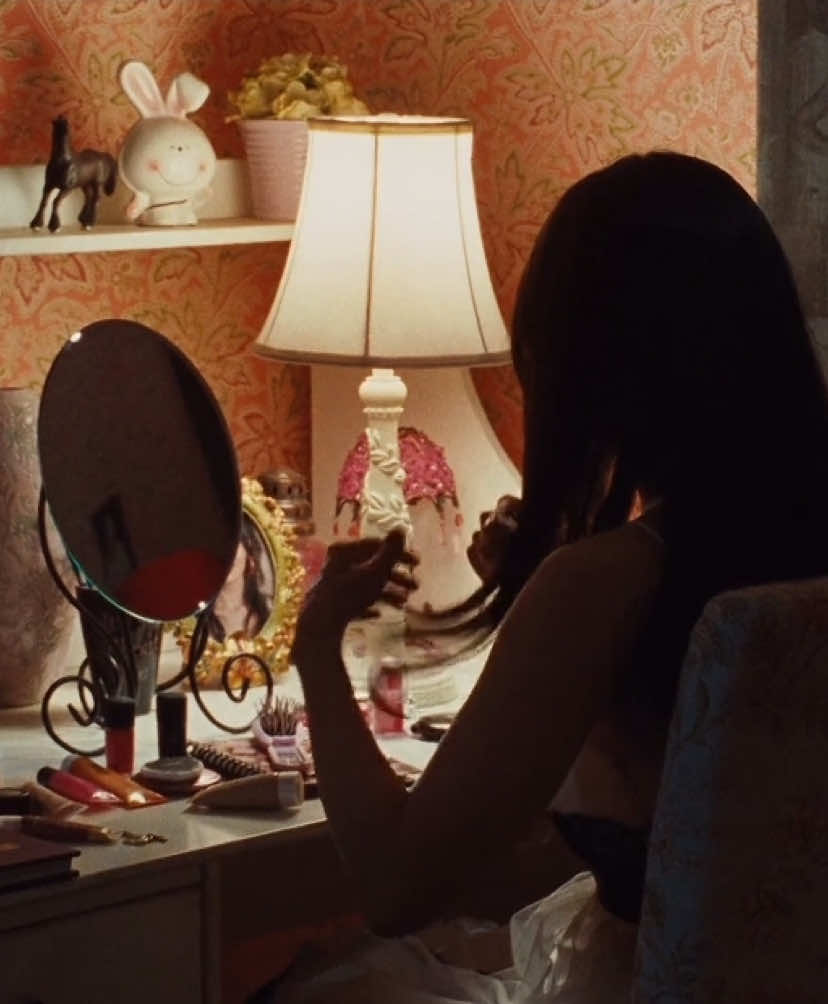 ౨ৎ VIDEOS FOR BACKGROUND TEXTS ౨ৎ - Creds are not necessary but appreciated 🤍 - Movie: jennifer’s body - Song: your girl by lana del rey - Tags 🏷️ #backgroundvideos #backgroundvideo #backgroundaesthetic #movieaesthetic #femalenation jennifers body jennifer’s body edit lana del rey megan fox @🪽 original content high quality fake all im 18 tiktok