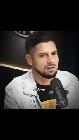zidane.  me sigam aí galera ♥️ #edit #edits #futebol #zidane #editfutebol 