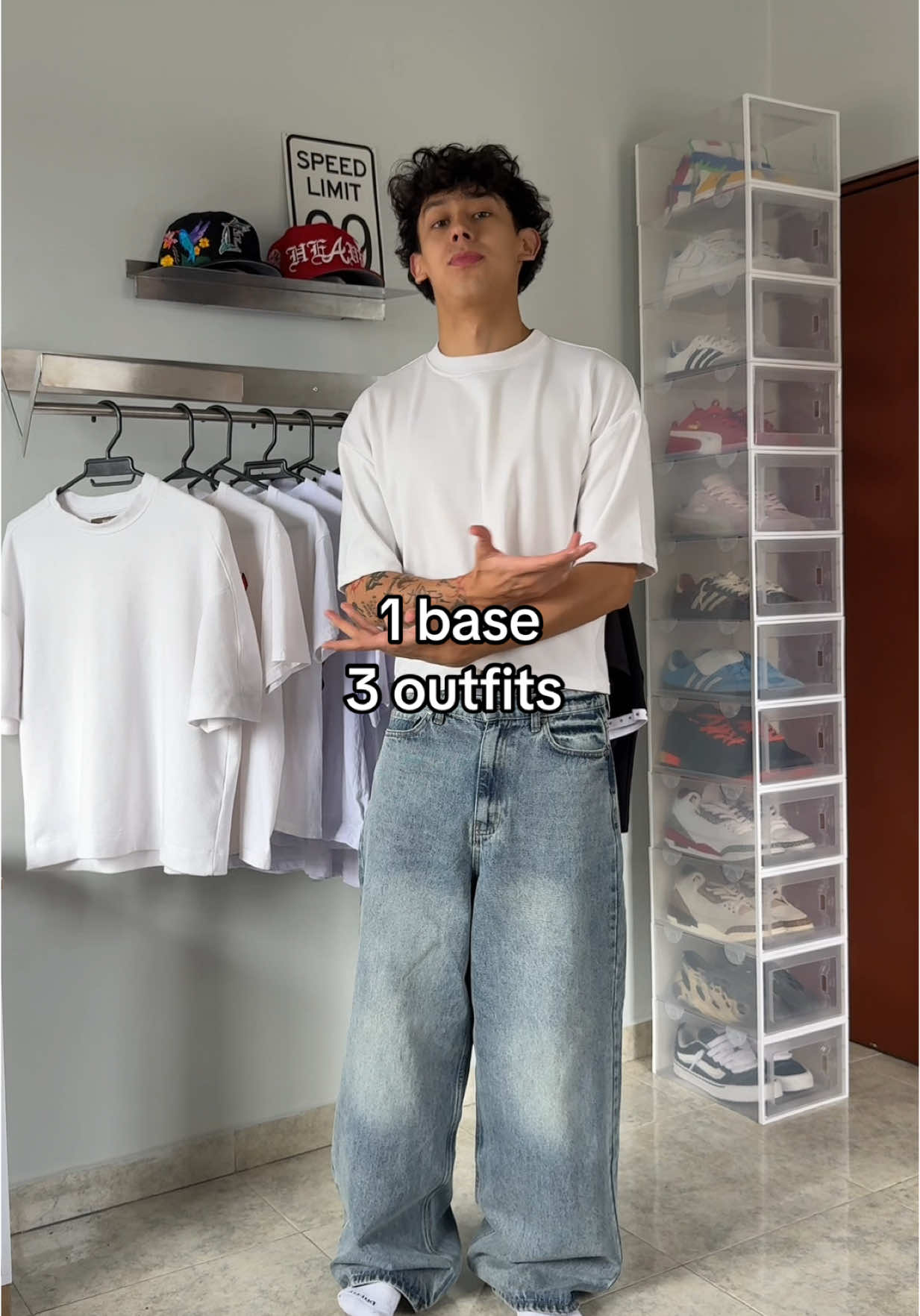 1 base 3 outfits, bastante cleans los outfits 😮‍💨 #fashion #streetwear #clothes #scuffers #viral #colombia #inspo #outfitideas #moda #grwm #OOTD #accesories #accesories #style #baggy #jeans #hoodies #timberland 