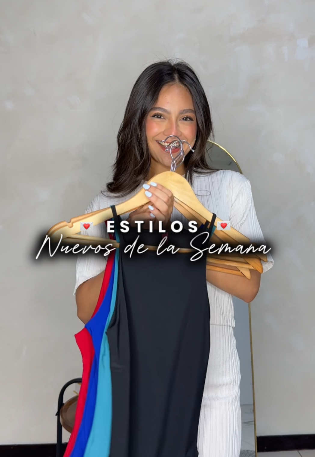 Hoy traemos muchos colores 🤩🎨 #expose #elsalvador #outfit   