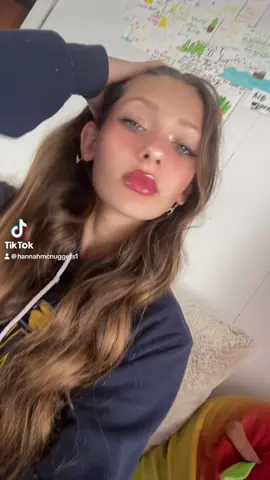 I apologize for the song😭✝️🫶