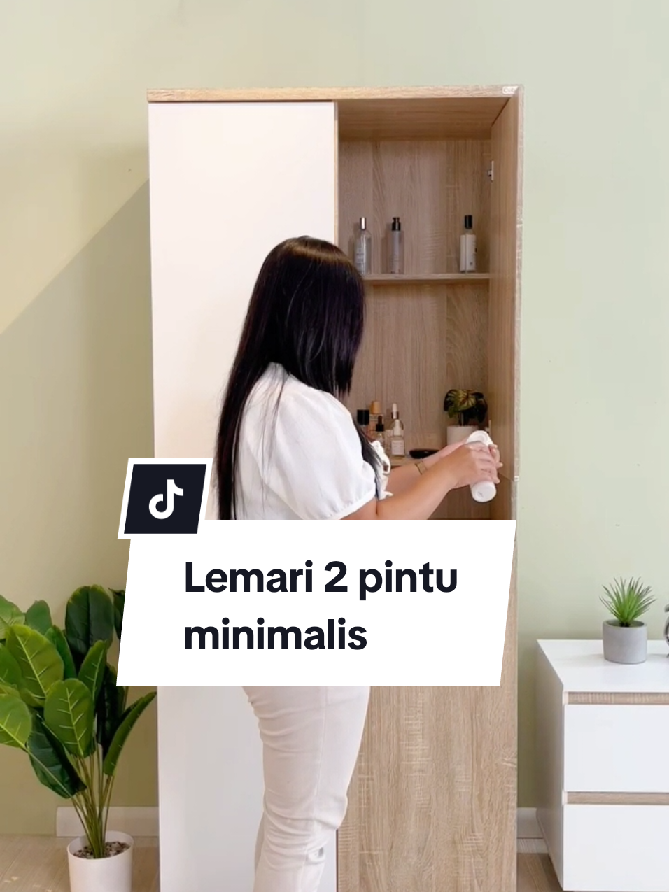 Yeay✨ ternyata Cubic juga ada lemari LPM series versi dua pintu🫶🏻 lebih pas untuk pasutri dengan budget terbatas 😉 #masukberandafyp #masukfyp #masukberanda #foryoupage ##foryoupageofficiall #lemari #lemaripakaian #lemariminimalis #lemariestetik #lemariportable #lemariplastik #lemarisusun 