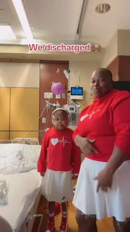 74 days  hospitalized 🙏🏾 New stage 4 cancer diagnosis🙏🏾 Full life support 🙏🏾 And yet We gone be alright  #medicalmomnicole #viral #wholesome #tyetribbett #fypシ゚viral #dance #discharge #