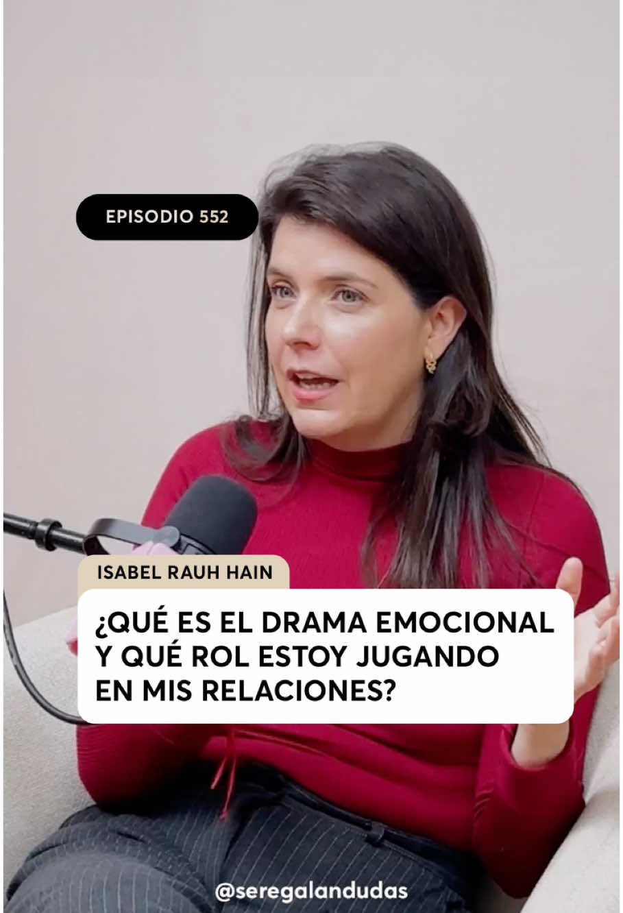 ¿Qué es realmente un drama? ¿Cómo lo viven las personas que están involucradas? ¿Cómo podemos salir de ahí? 😳 Invitamos a Isabel Rauh-Hain y le preguntamos TODO sobre este tema. Hablamos sobre las veces que nos hemos encontrado en un drama, cómo tener conversaciones difíciles y cómo hacernos responsables de nosotrxs para dejar atrás estas dinámicas.  Si hoy sientes que tienes una situación a la que le has dado demasiadas vueltas y necesitas salir de ahí, este episodio es para ti.  Lo encuentras completo como “552. ¿Qué es el drama emocional y qué rol estoy jugando en mis relaciones” en plataformas de audio o con video en YouTube. #drama #emociones #relaciones #pareja #amistad #redflag #podcast #seregalandudas 