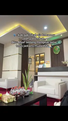 Sukses muda dulu lebih menggoda #sarjana #gelar #pns #pnsmuda #suksesmuda #suksesusiamuda #pns2025 #foryou #foryoupage #fyp 