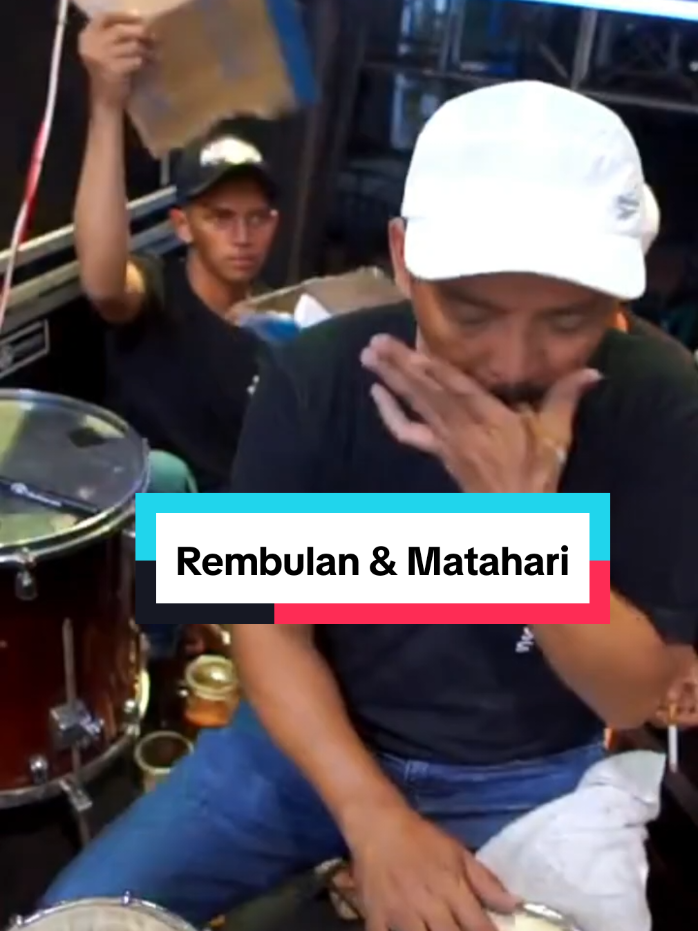 Pulen Tenan 😇😇 @cakmet19475 @siskaameliareal @kaos_dhehan #agengmusic 