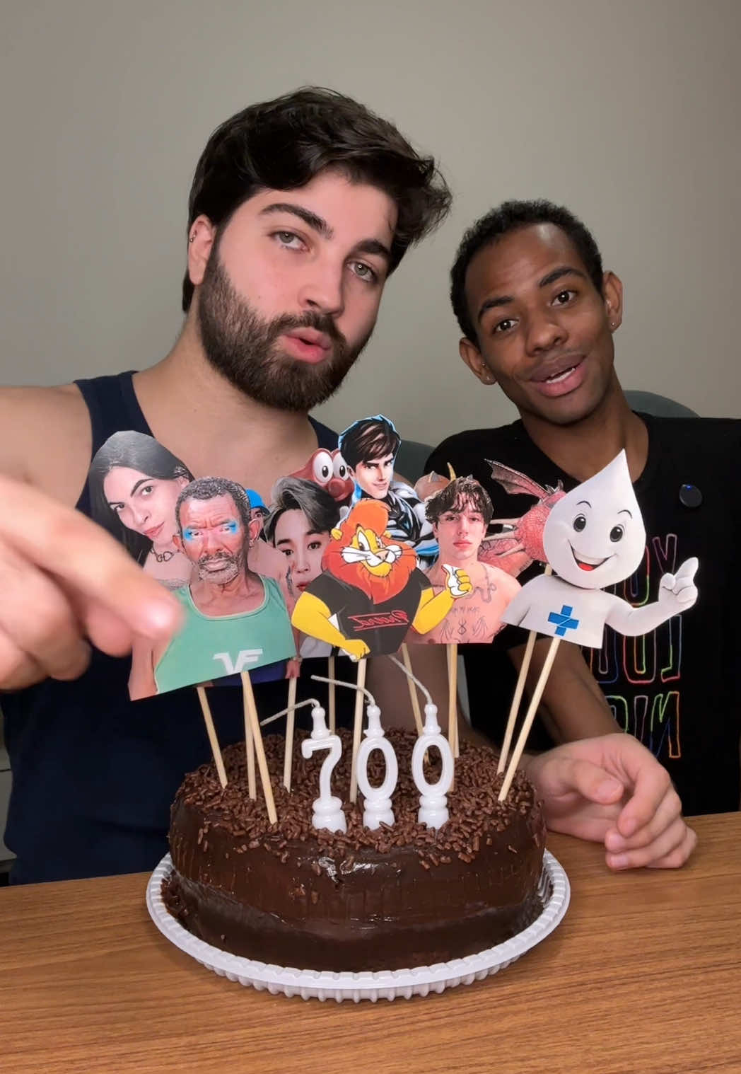 o bolo do crush mais tenebroso do mundo com a @lala