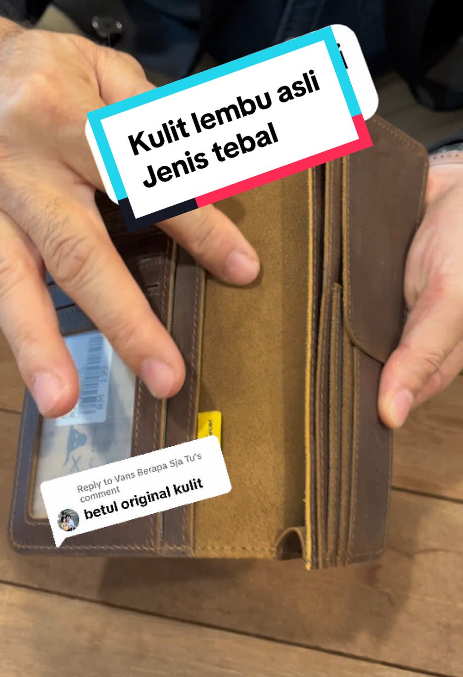 Replying to @Vans Berapa Sja Tu Dompet energy kulit lembu asli jenis tebal, makin lama diguna makin licin dan kilat kulitnya. Lagi boleh muat Cash RM8k. #fyp #extremeleatherco #dompetpanjang #dompetkulit #dompetmurah #dompetpanjangpria #leatherlongwallet #dompetpanjangwanita #energywallet 