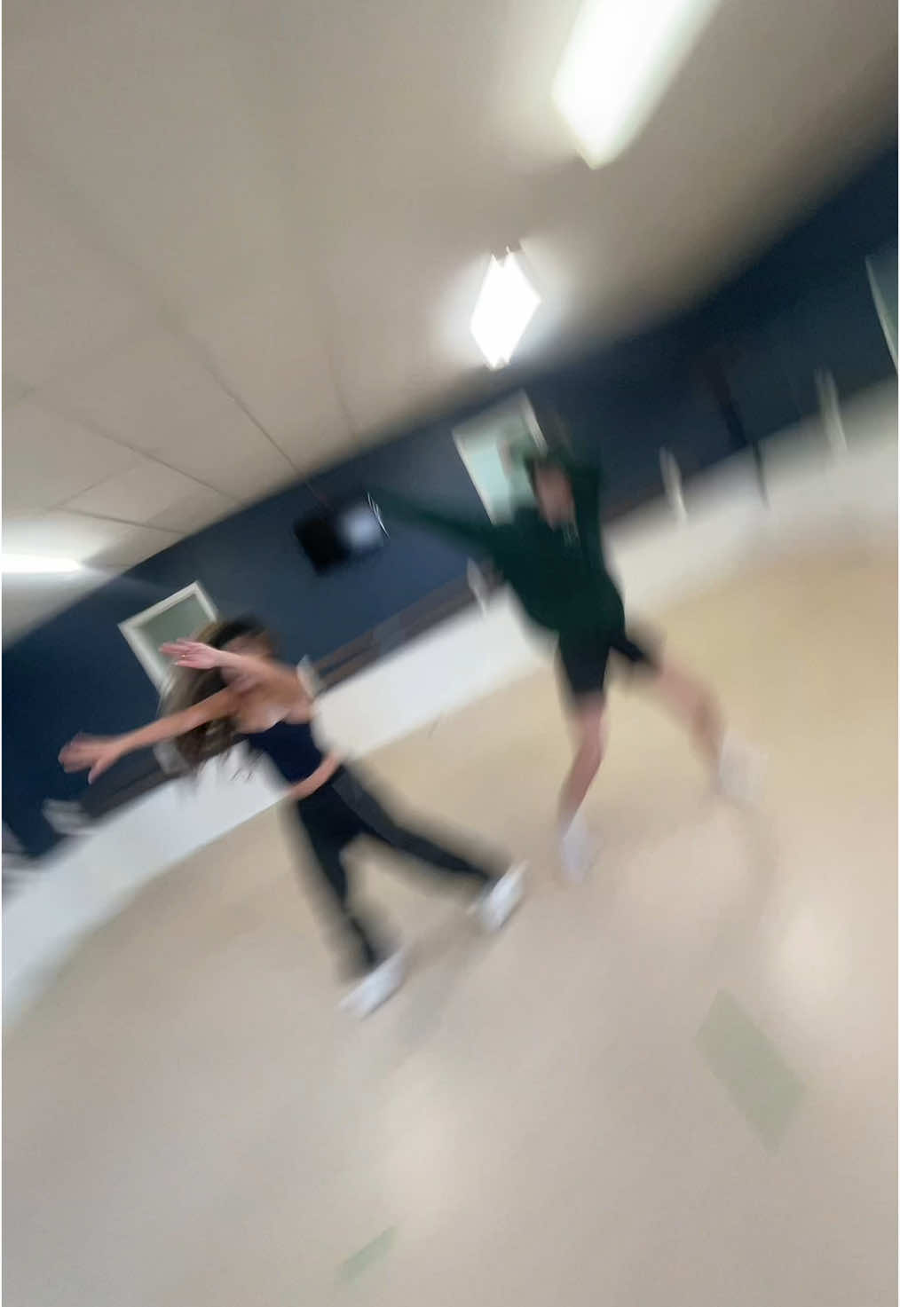 tnt with cass and mi part 4😛 #goviral #fyp #foryou #viral #dance #duo #hype 