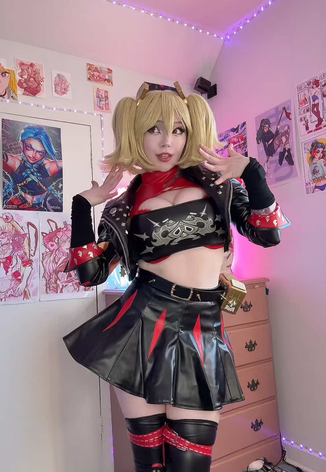 Would you guys be interested in vlog style videos? :3 #burnicecosplay #zenlesszonezero #burnicezzz #gothgirl #altgirl 