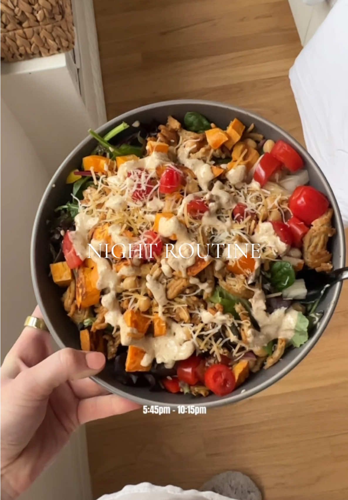 i swear the second i’m home i don’t say another word till the next day hahah #night #nightroutine #nighttime #nightvlog #livingalone #livingaloneinmy20s #bedtime #nightshift #easydinner #healthyrecipes #workout #fyp #nursetok #modeltok #foryoupage #viral #trending #goldendoodlesoftiktok #newyork #productivenightroutine #earlybedtimeroutine 