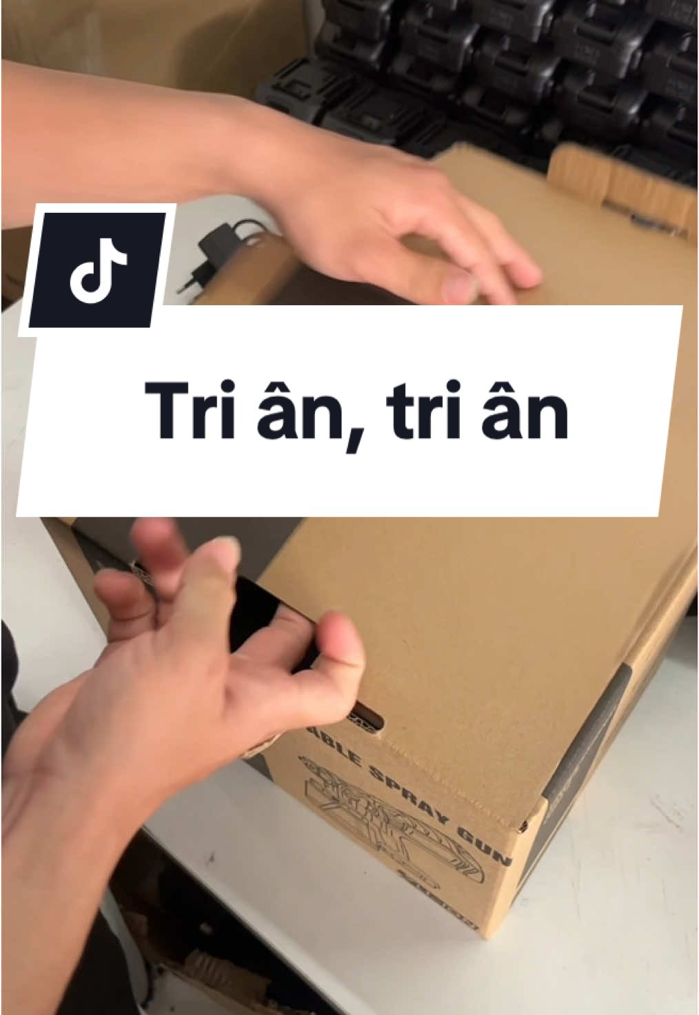 Anh em mình nhanh tay nha #xuhuong #pinlithium #phunson #mayphunson #mayphunsoncamtay 