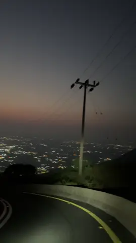 جبل العبادل🤍.#خولان_بن_عامر #جازان_العارضه_جبال_العبادل #capcutvelocity #joke #جبل_العبادل_جازان #الشعب_الصيني_ماله_حل😂✌️ #ifeelweightless 