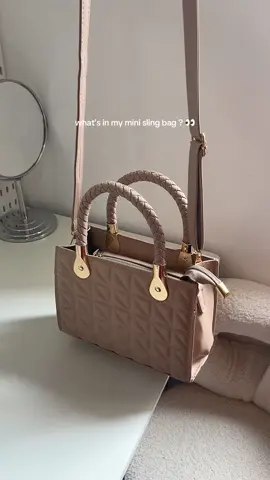 new bag alert ! ✨ #amoscosds #amoscosdsbag #bag #minibag #slingbag 