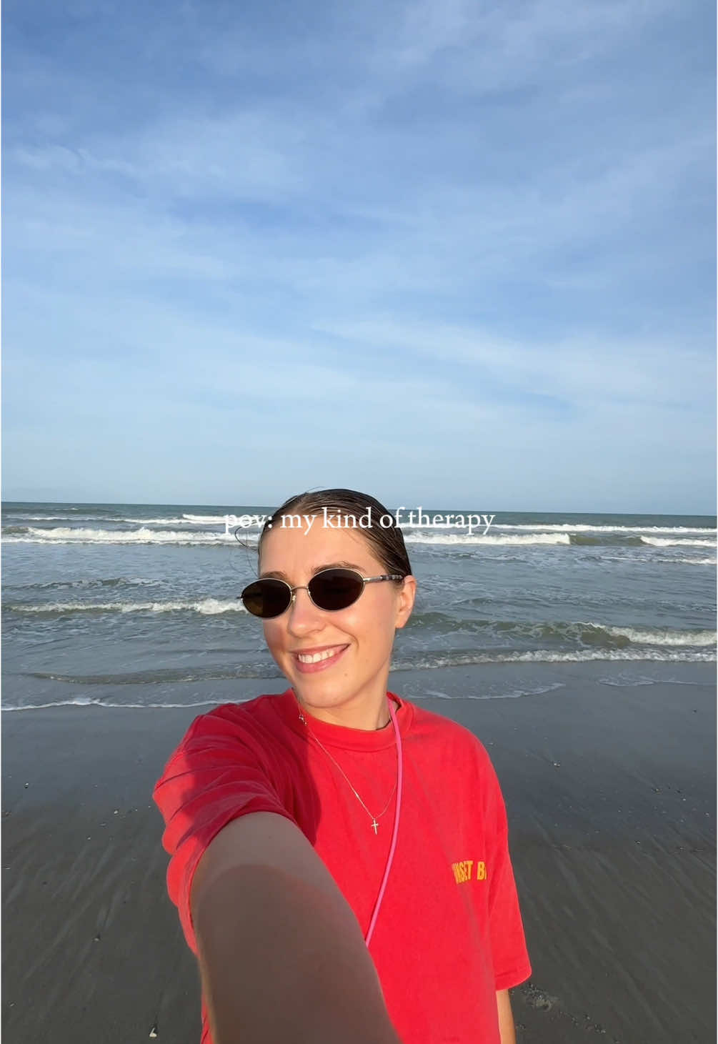 The ocean reminds me of home.🏠🥹 It’s my place of power — where I let go of all anxious thoughts.  We’re a family from Odesa, Ukraine🇺🇦, who moved to 🇺🇸2 years ago.  Now we live in Florida and come to the ocean to recharge🌊# #capcut #ocean #ukraine 