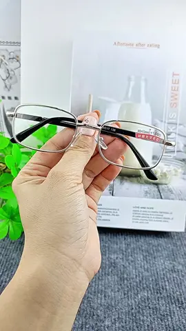 kính lão đọc sách tròng thủy tinh gọng hợp kim cao cấp #kinhlao #kinhlaothi #kinhnguoigia #kinhvienthitrungnien #kinhvien #kinhvienthi #kinhlaonu #kinhlaonam #kinhdocsach #kinhdocbao #review #xuhuong 