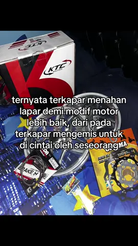 jangan terlalu ngemis ke seseorang ya dek yaa 😌 |#fyp#danapelajar🤙🏻😜#katakata#ktcaresbintang#modifikasivario125new#sadstory 