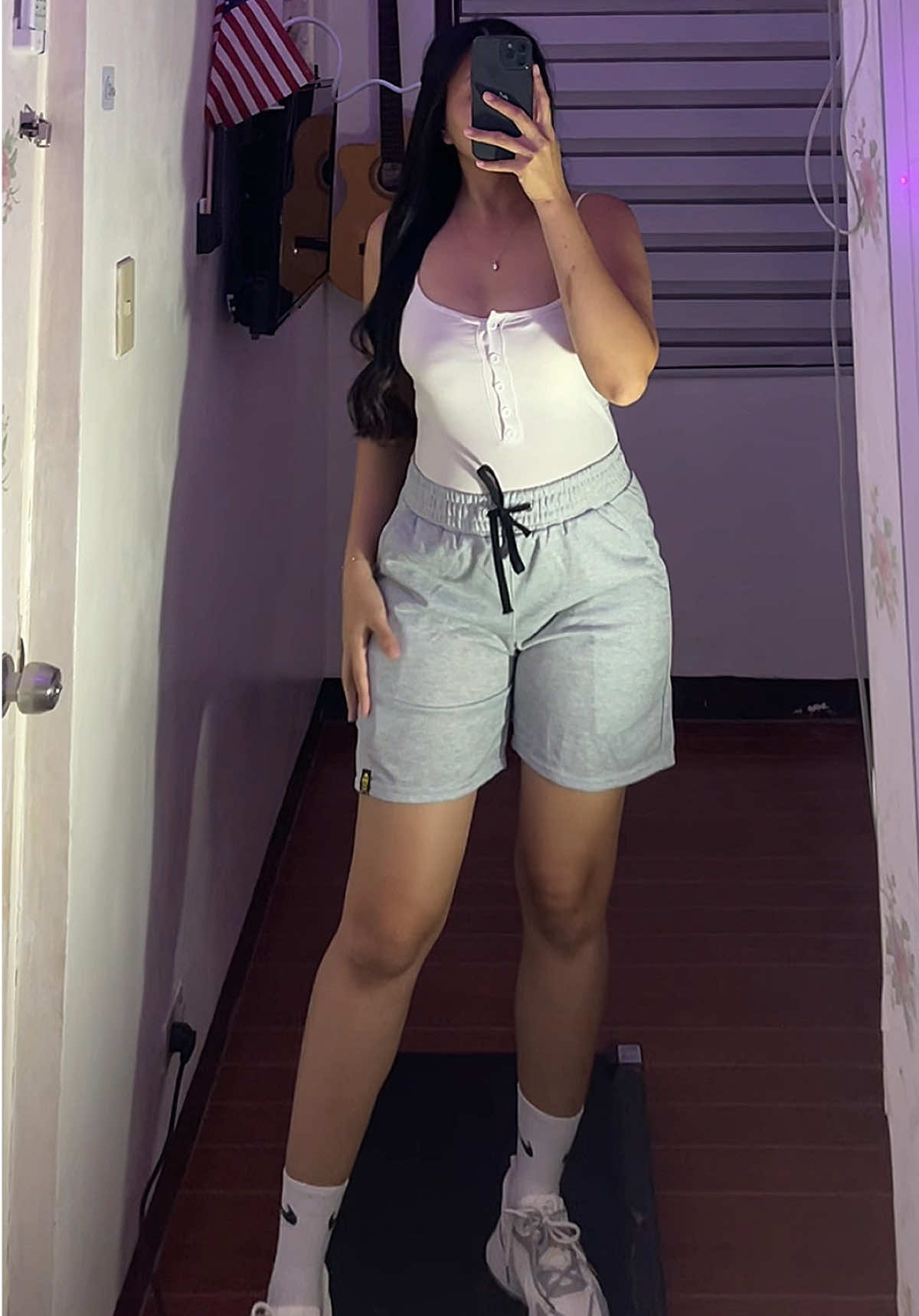 #unisexshorts #shorts #sweatshorts #silence 