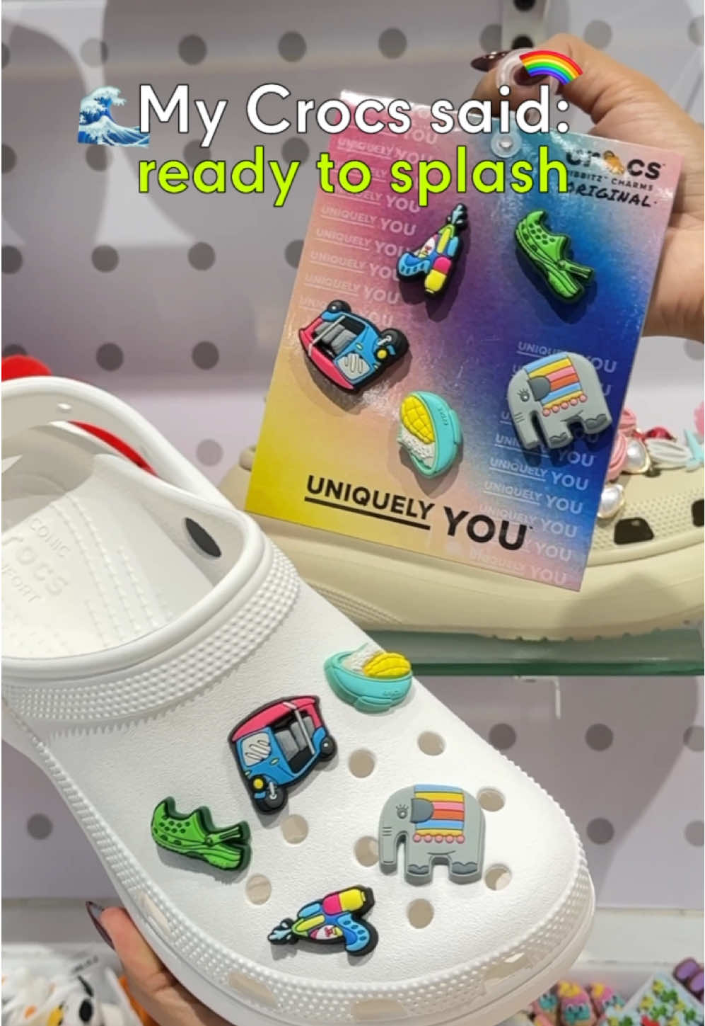 Jibbitz ลายพิเศษเฉพาะประเทศไทย 🇹🇭 ที่ทั้งน่ารักและหายากสุดๆ! ✨ นักสะสมห้ามพลาดเด็ดขาด 💥 เพราะลายนี้มีจำนวนจำกัด 🧩 ใครอยากเพิ่มเสน่ห์ให้ Crocs คู่โปรดแบบไม่ซ้ำใคร ต้องรีบแล้วนะ! 🐊💖 #CrocsThailand #CrocsTH #Jibbitz #Crocs #รองเท้าcrocs #Crocsของแท้ 