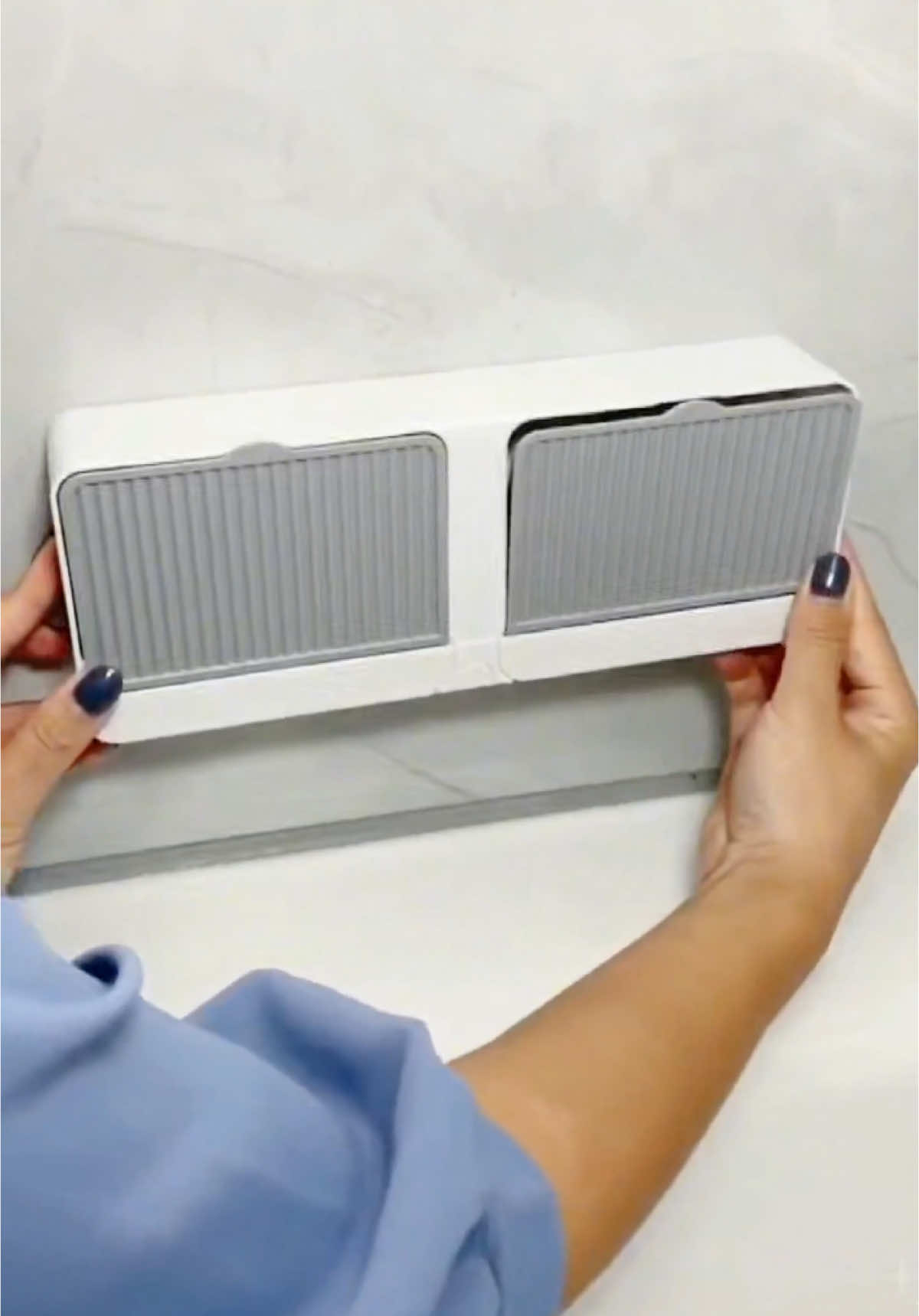 This flip-top soap dish features a no-drilling design, is dust-proof and water-resistant, and makes it convenient, clean and hygienic to store soap. It's so practical.#tiktokshop #foryou #goodthing #fyp #soapdish #soapbox #flipupsoapbox 