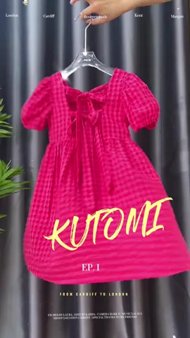 Gaun dengan punggung berlubang berwarna naga api #setelananak #onesetanakperempuan #bajuanak #onesetkoreanstyle #setelananakperempuan #dressanakperempuan #dressanak #kidstiktok #gifted #idulfitri2025 #dress #fashiontiktok #Lebaranekstrasale