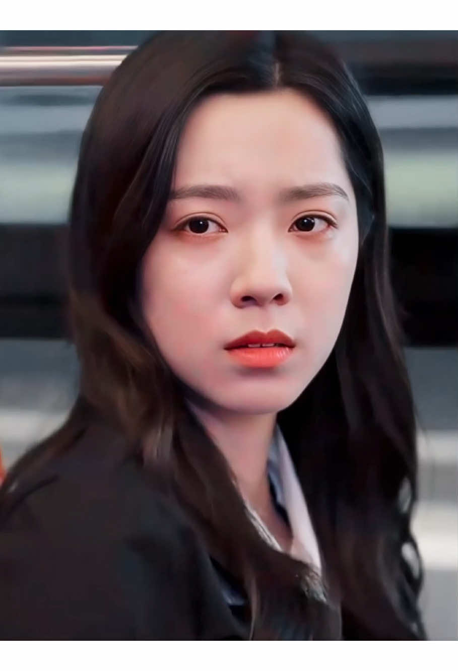 kehidupannya penuh dengan bayangan pria itu. Dia tidak bisa melupakan dan tidak ingin melupakan. #eatrunlove #chenfeiyu #zhuangdafei #TikTokTainment #BahasDrama 
