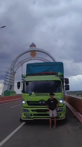 balek balekk.#fyp #Palembang pride#udangbalap#capcut #agilbocil#hino