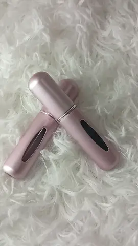 Can't bring your favorite perfume because it's too big? This is your solution. Thank me when you buy it! 🫰💖 #minibottleperfume  #perfumemini 