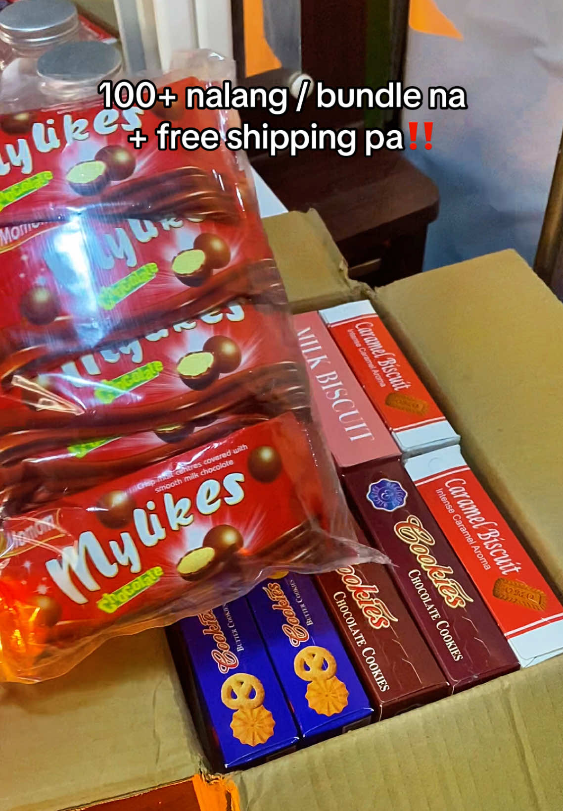 Sulit sa dami 100plus lang!!Perfect pang snacks ng kids🤩#assortedchocolates #assortedbiscuits #chocolate #sulitfinds #bundle #fyp #trending #viral 
