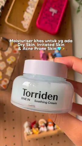 Lurveee betul moisturiser yg soothing boleh redakan redness nie! Bila apply pon cejukk jeee 😍 #torriden #torridendiveinsoothingcream #torridenmalaysia #torridenmoisturizer #torridenmy #torridensoothingcream #torridensoothing 