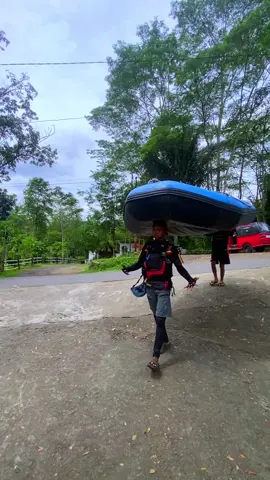 Rafting Elo Magelang  085743841753 #rekomendasiwisatajogja #inforaftingelo #jogja #tripkeluarga #sekitarborobudur #rafting #candiborobudur #elomagelang #paketraftingelo #paketrafting #arungjeramelo #wisatamagelang #raftingelomagelang #akhirtahun #happynewyear2024 #rekomendasiwisatajogja #raftingelomagelang #cariwisata #wisatakawasanborobudur #kampungwisatajamkid #mazaadventure #wisatalebaran #idulfitri2025 #liburlebaran #rekomendasiwisatajogja #inforaftingelo #rekomendasiwisatalebaran #rekomendasiwisatamagelang #liburanlebaran #wisatakeluarga #wisatafamily #wisataair #lebaran2025 #rafting #inforaftingelo #mazaadventure #magelangwisata #candiborobudur #wisataborobudur #wisataalam #wisataalammagelang 