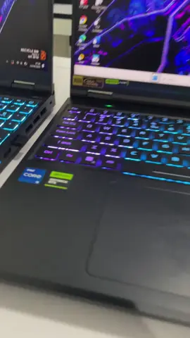 Si twins join trend 🤙#acer #acerpredator #predator 