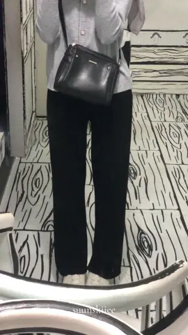 Cantik pwolll🖤 #kulot #kulothighwaist #kulotknit #kulotwanita #kulotcewe #celanawanita #OOTD #fyp 