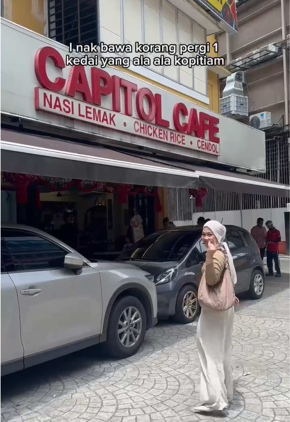 📍Capitol Cafe Bukit Bintang📍  Kedai Kopitiam Halal in Kl! Guyss finally i jumpa spot breakfast & lunch i lepasni!! memang akan datang lagi service & foods🌟🌟🌟🌟🌟 korang pon kena try okay!  #CapitolCafe #KafeinBukitBintang #BukitBintangCafe #cafehunting #KopitiamKL