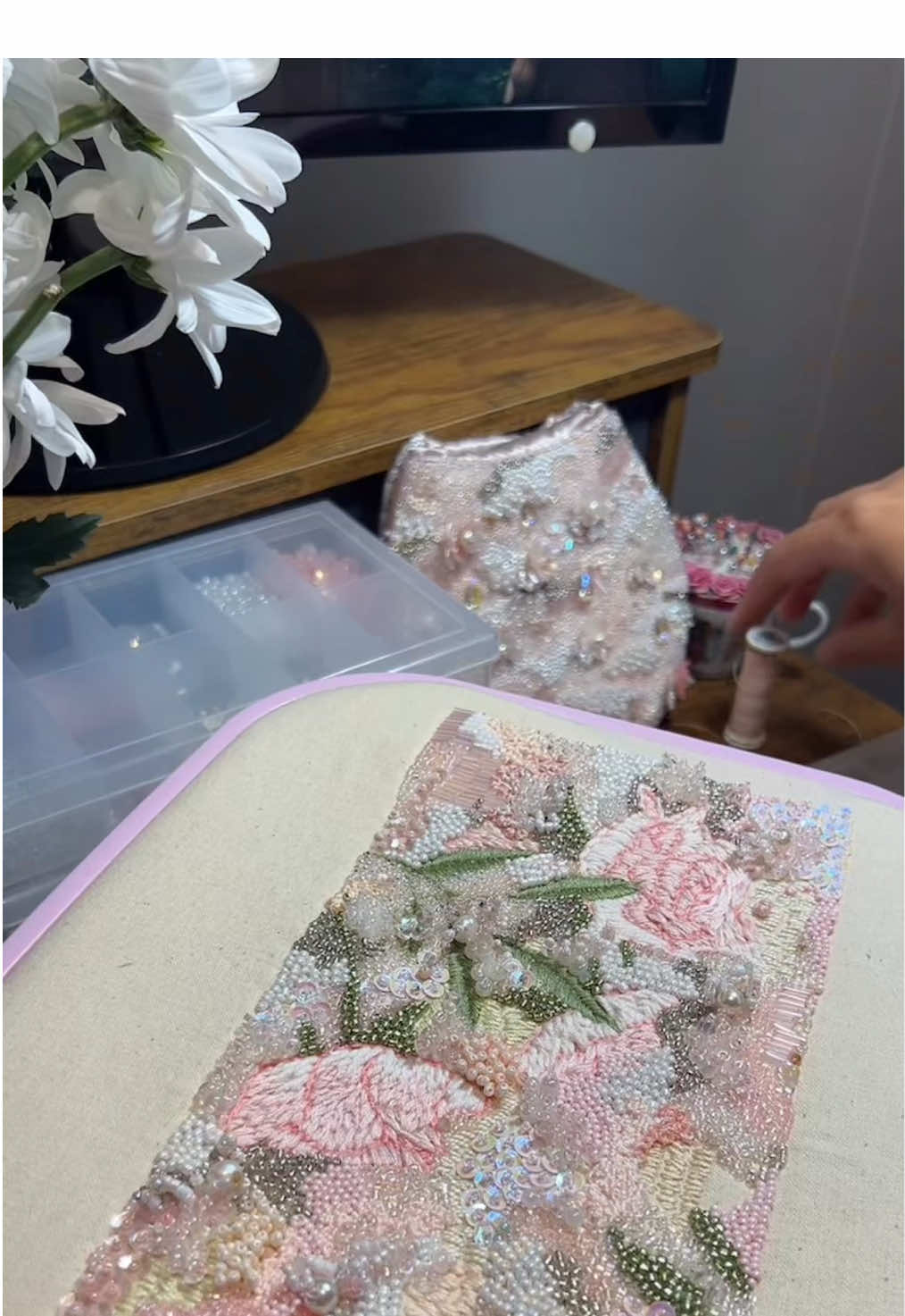 Another bead embroidery LIVE 💕🪡 I’m really enjoying our chats and some of you are even keeping me company and doing your own embroidery or crochet projects 🤍✨ #LIVEhighlights #TikTokLIVE #LIVE #beadembroidery 