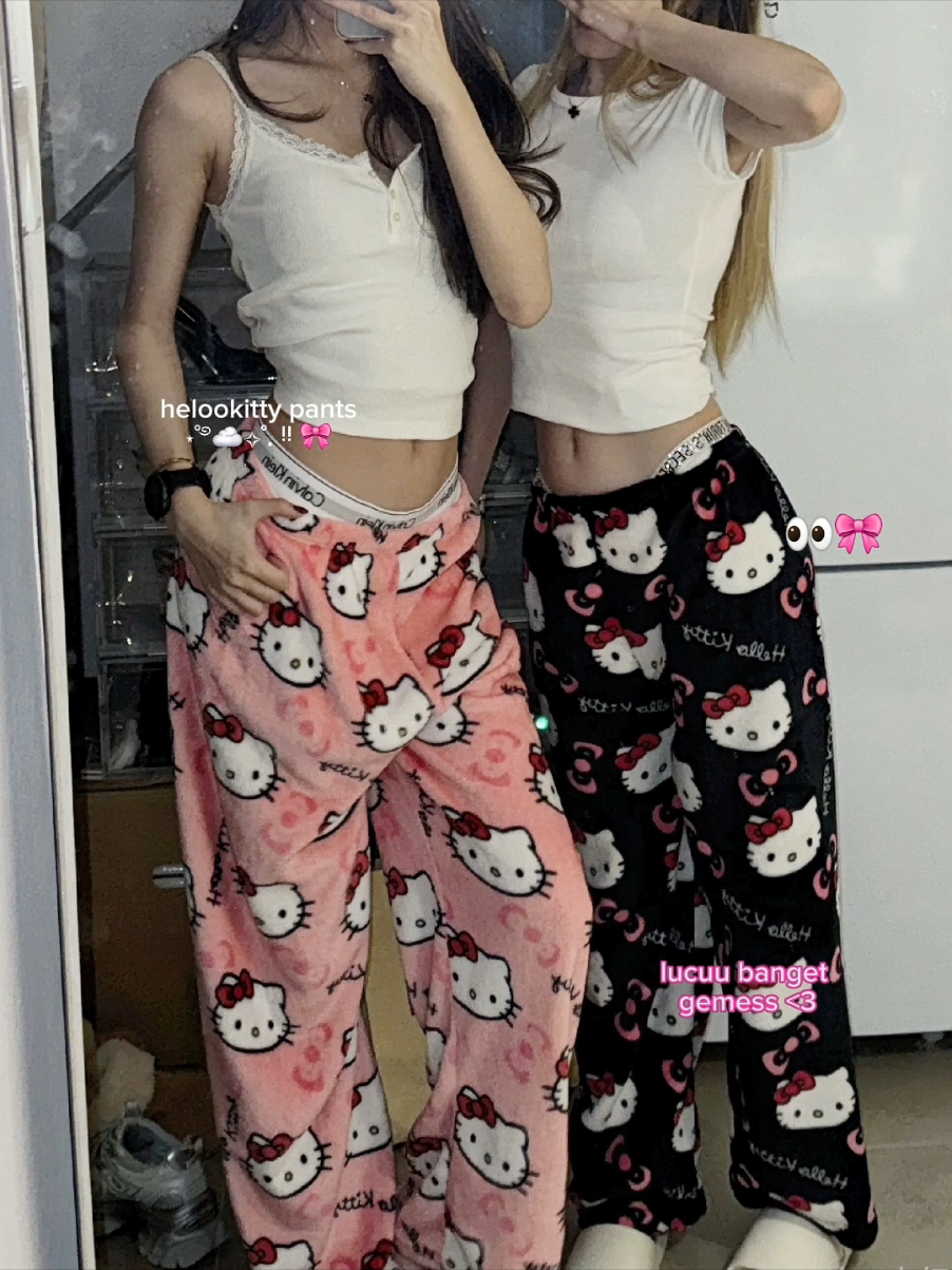 kitty pants🎀🤍 #pants #hellokitty #lewatberanda #trending #trend #fyp #fy #fyf #4 #4u #4youpage #you 
