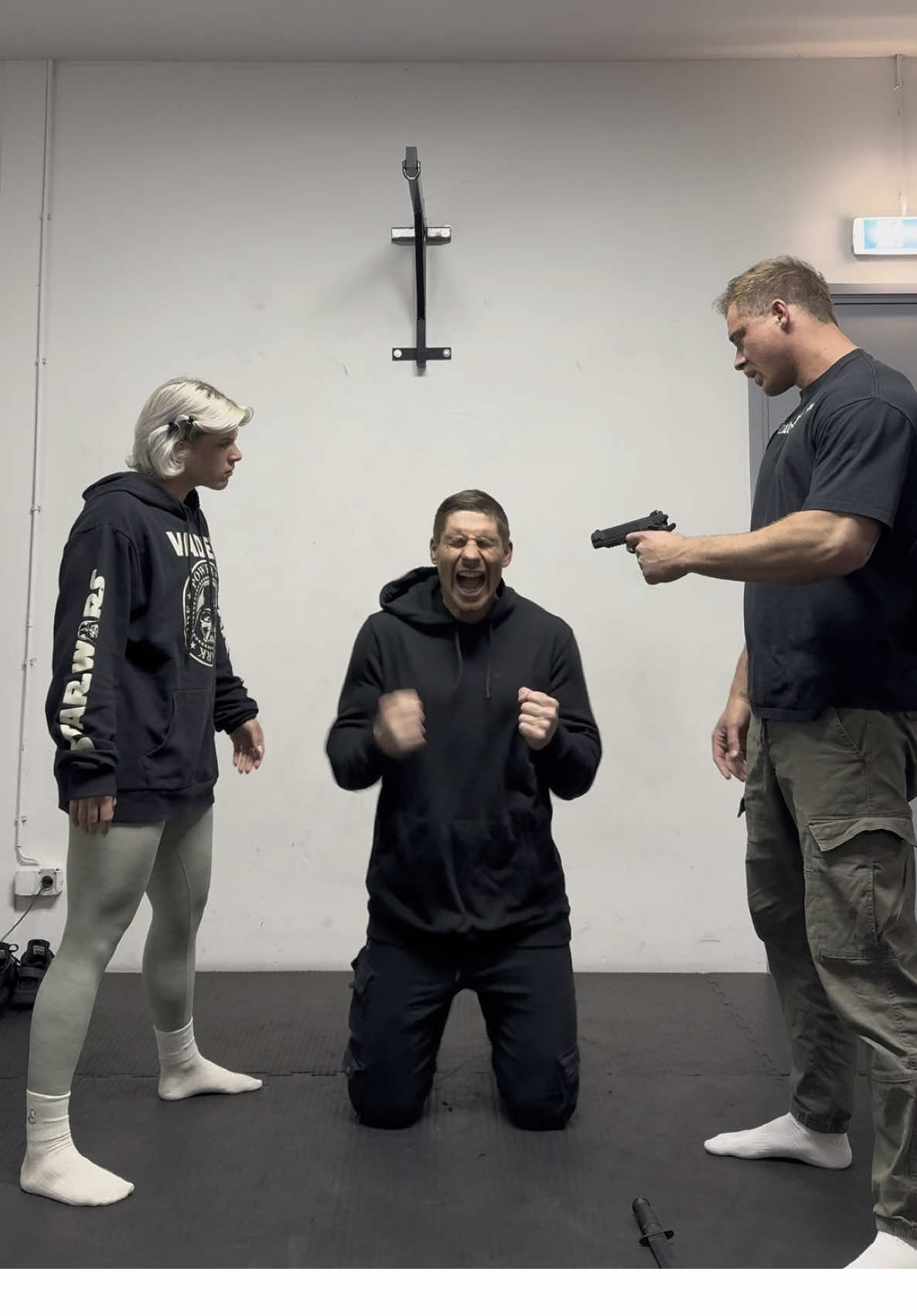 Internet VS Reality 🤬 @Joey Van Rijthoven  #bullshido 