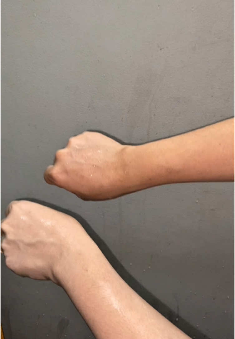 Kapan lagi punya kulit Cerah maksimal pake modal minimal😋Langsung aja Cobain stok Menipis beb💕💕#beautyofangel #glowsoap #sabunpemutihbadan #tips #GlowUp #sabunviral #fyppppppppppppppppppppppp 