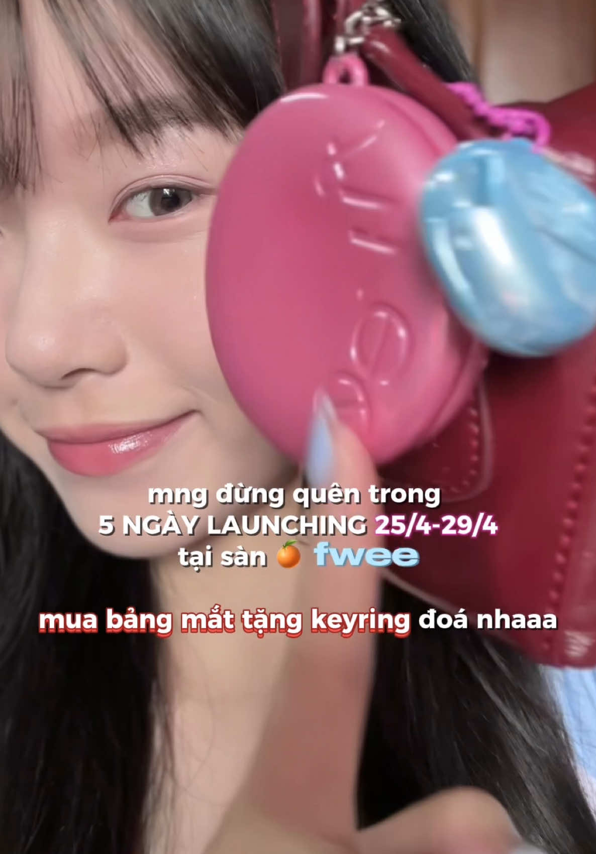 @fwee_makeup_vn 25/4 - 29/4 launching sp mới có ưu đãi siu khủng íii   #fwee #fweephanmat #fweekeyring #fweevn #kbeauty #makeup #bangmat #fweebesties #BeautyTok #keychain #eyepalette #cutethings 