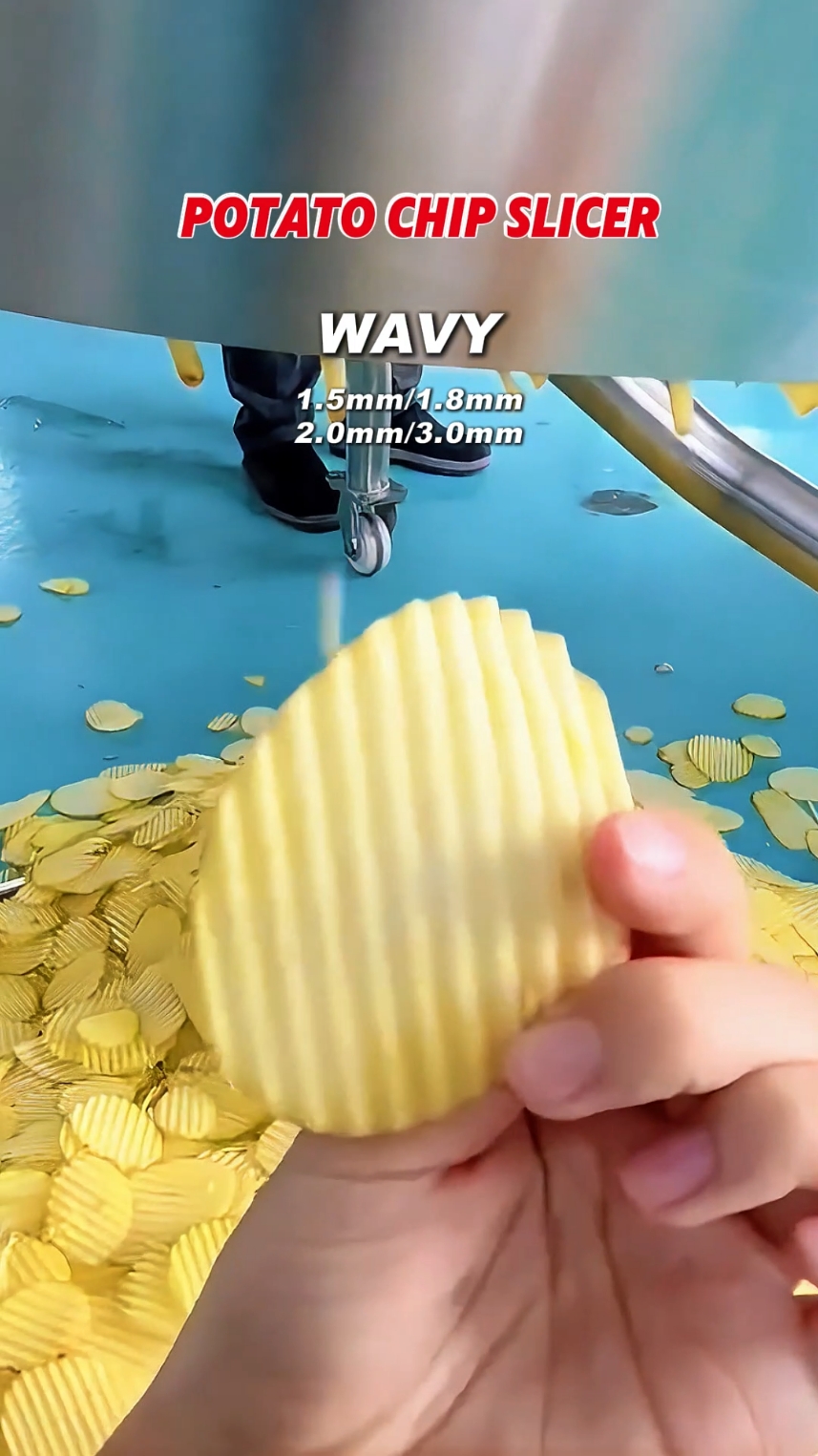 The potato chip slicer has a variety of different cuts to slice potatoes into flat, wavy and V-shaped slices Ideal for a wide range of other foods as well, as well as other foods such as vegetables and nuts.#potatochips #potatoslicer #frenchfries #foodmachine #vegetableslicer #slicer #commercialslicer #potatocuttingmachine #cuttingmachine #foryoupage 