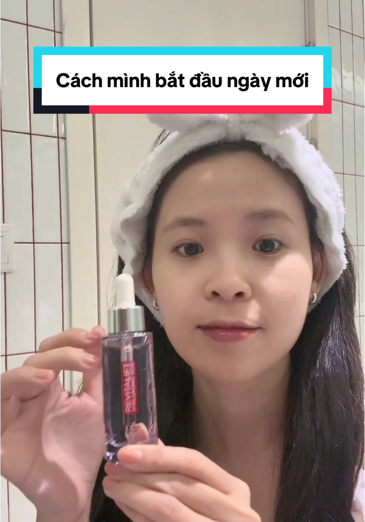 Bắt đầu một ngày mới đầy năng lượng bằng những nguồn năng lượng tích cực đơn giản nha^^, dưỡng ẩm da cũng khiến mình vui vẻ nữa đó🤭 #serumhatim #lorealparis #LorealparisPartner #skincare