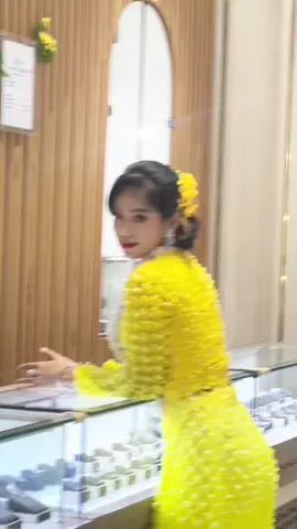 ဝါးချနေတာ အကျင့်ဖြစ်နေပြီး #သကြင်္န်လက်ကျန်လေး😁😁 #lady grace diamond #ခိုင်မာလွင်ဟုခေါ်သည်✌️ #foryoupage #fyp #foryou #tranding 