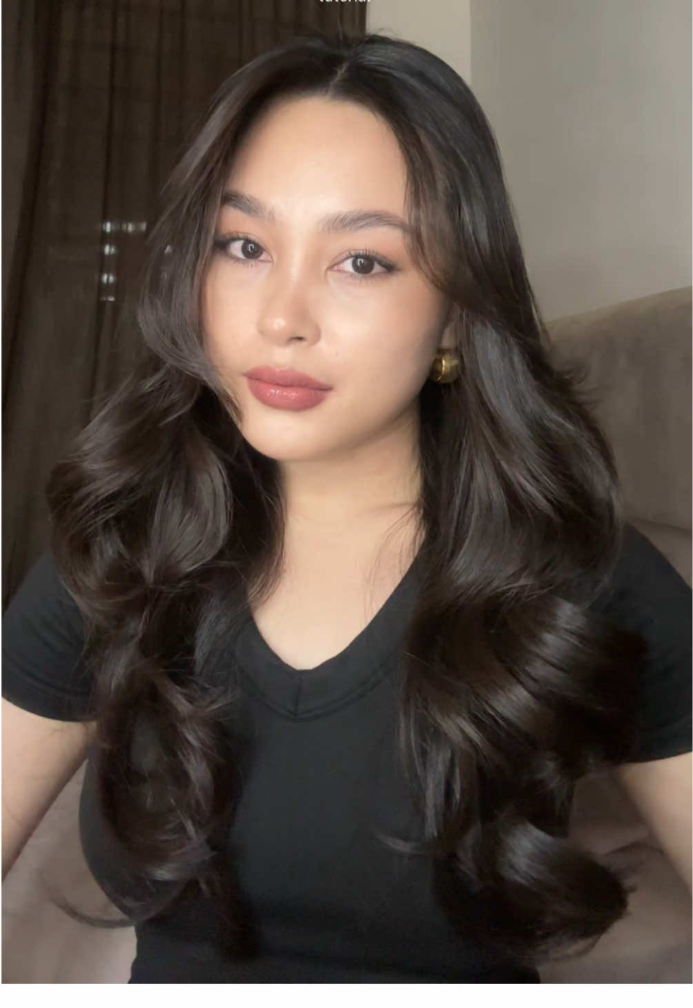 here’s my easy hair curl tutorial.  #hairtok #hairstyle #hairtutorial #easyhairstyles #layeredhaircut 