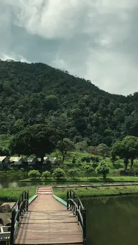 Siapa yang udah ke sinii acung tangan👆🏻#telagasaatpuncak #puncakbogor #myheart 