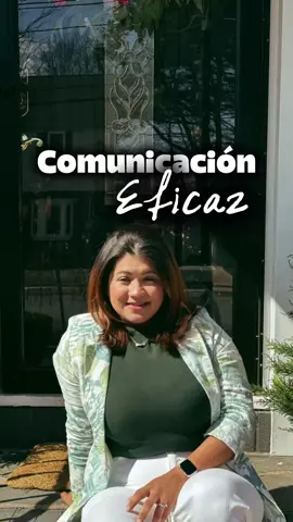 Las palabras que usamos con nuestros hijos importan más de lo que creemos. Pequeños cambios en nuestra forma de hablar pueden hacer una gran diferencia en su autoestima y en nuestra conexión con ellos. 💡 En este video te dejo **5 frases que transformarán la comunicación en casa**. Guárdalo para repasarlo cuando lo necesites** y comparte con otros padres que buscan mejorar la comunicación con sus hijos. Dime en comentarios: ¿Cuál de estas frases necesitas practicar más? #CrianzaPositiva #PalabrasQueSanán #MaternidadConsciente #EducaciónEmocional