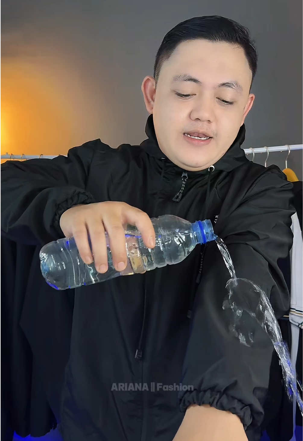 Rekomendasi Jaket Outdoor Motoran Waterproof Windbreaker #jaket #jaketoutdoor #jaketwaterproof #jaketwindbreaker #windbreaker 