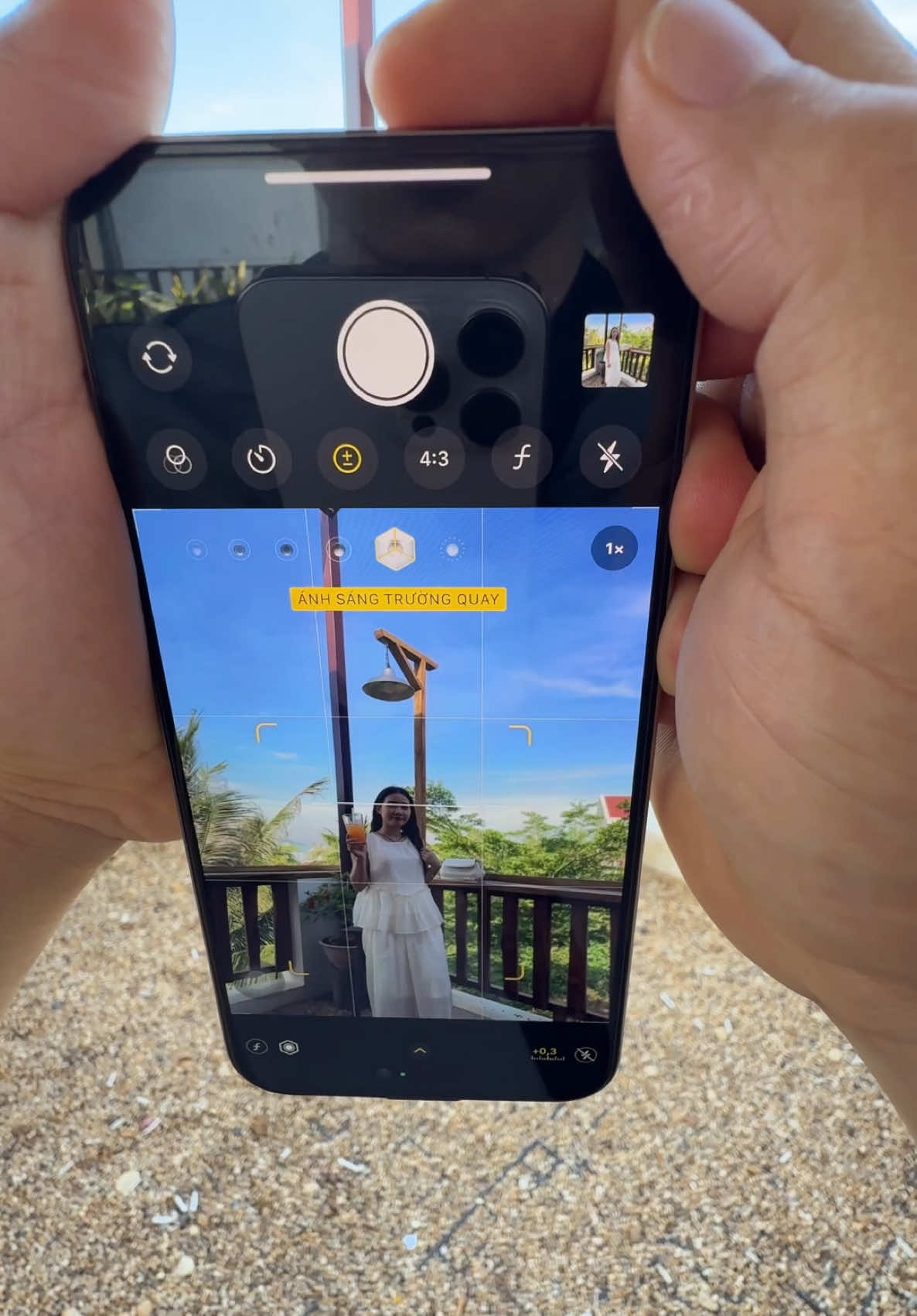 Xoá vật thể dư thừa bằng công cụ dọn dẹp trên iphone #iphone #iphone15promax #15promax #apple #iphonetricks #shotoniphone #photophone #photoshop #photographer #chandung #portrait #portraitphotography 