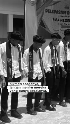 hari terakhir di sekolah 😌